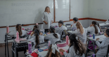De qué se trata la nueva iniciativa de digitalización del presentismo docente en todas las escuelas porteñas