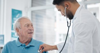 Qué chequeos médicos son fundamentales para los hombres a partir de los 50 años