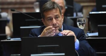 Mariano Recalde gana metros en el PJ porteño y busca transformar el 17 de Octubre en una señal de mando